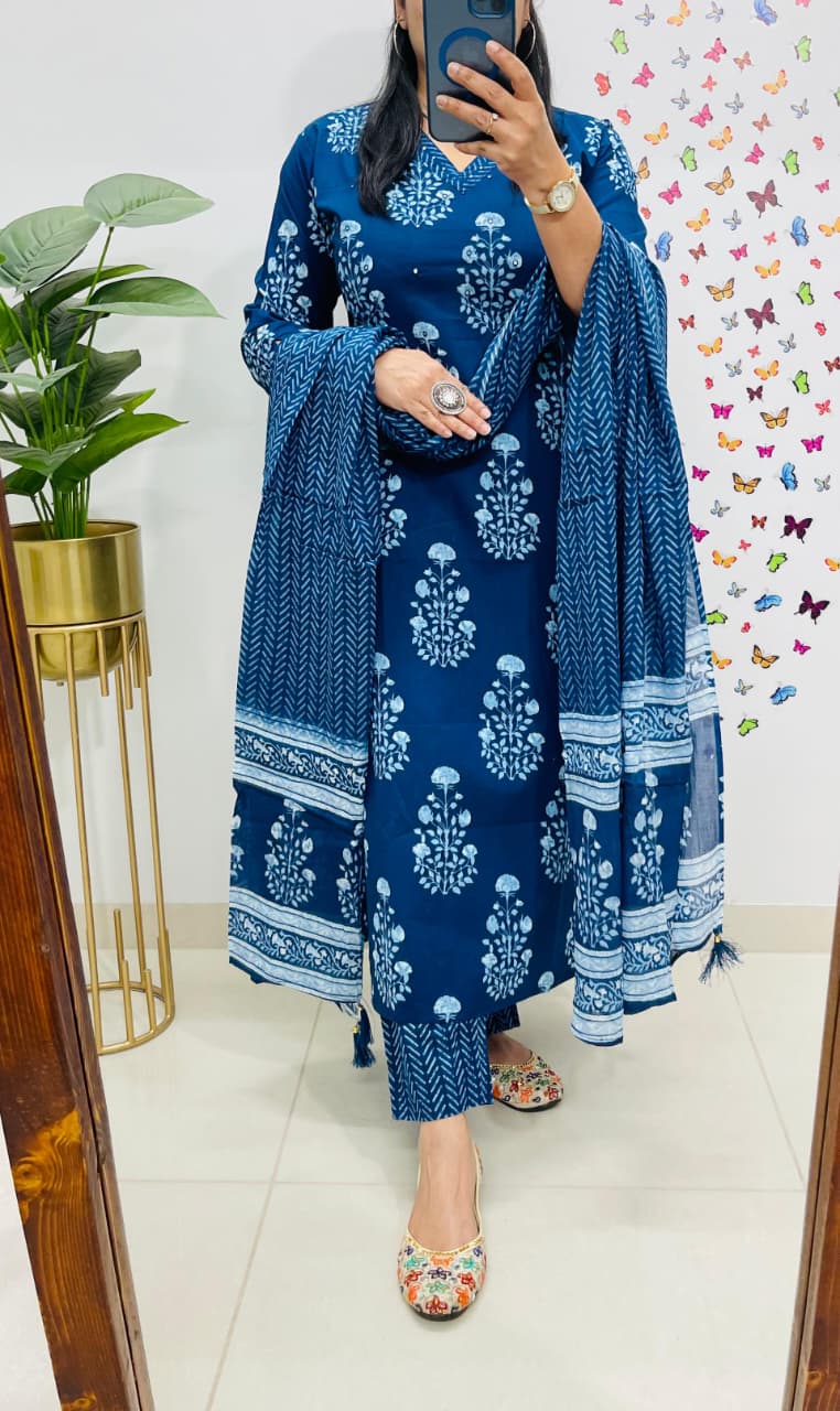 Premium Rich Cotton Kurti Pant Dupatta Set with Ajrakh Pattern view 4