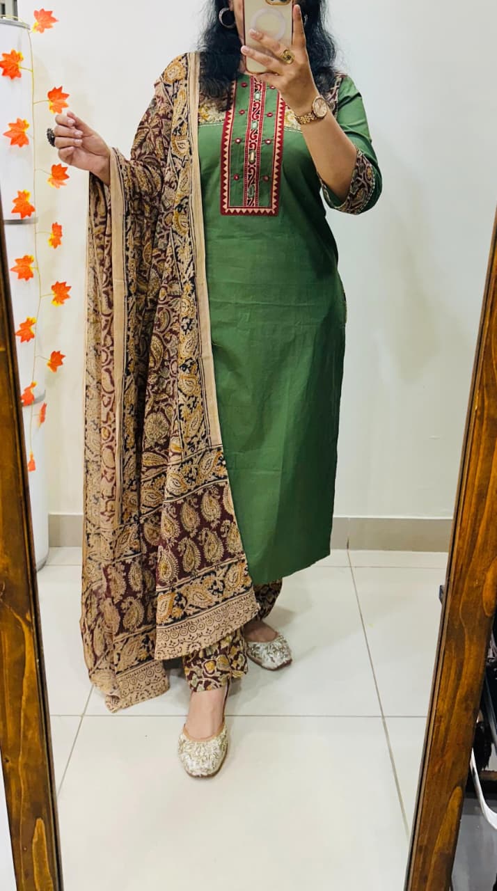 Premium Heavy Kalamkari Cotton Suit Set view 3