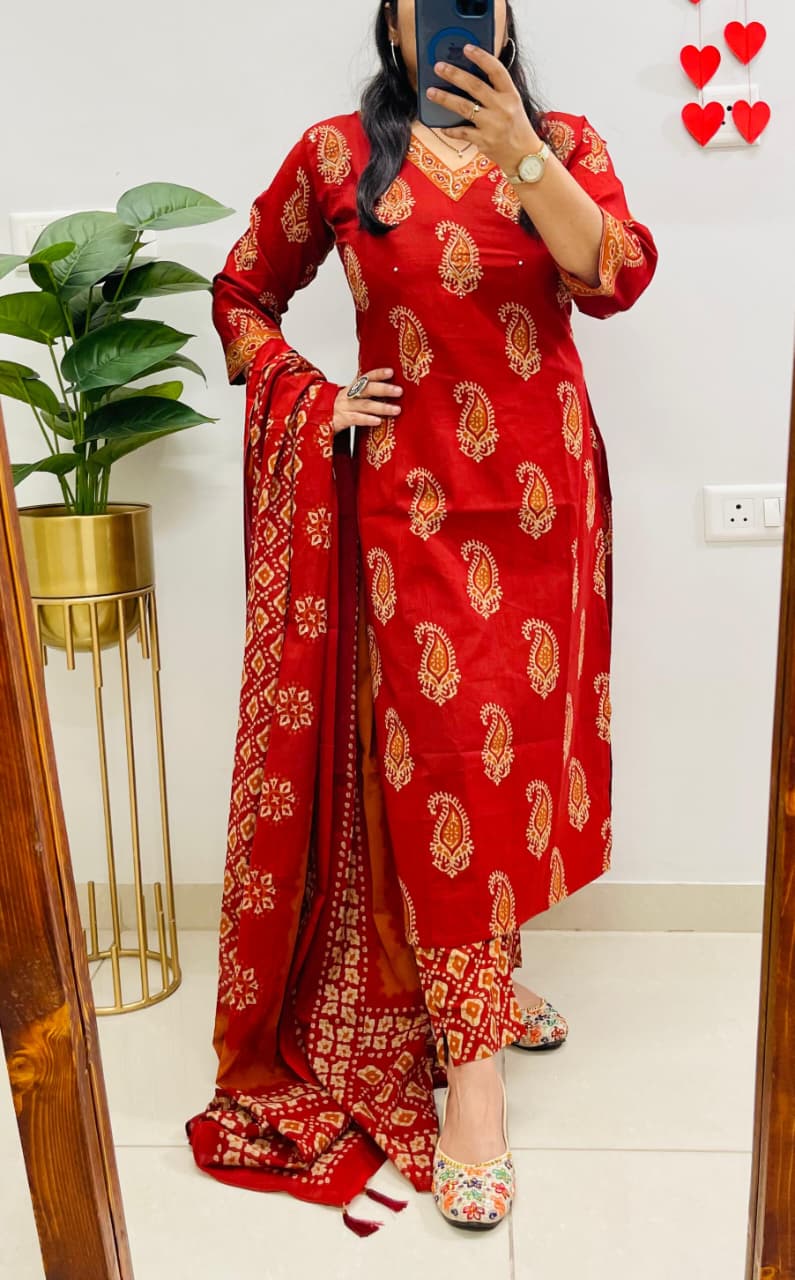 Designer V-Neck Ajrakh Print Cotton Kurti Set view 4
