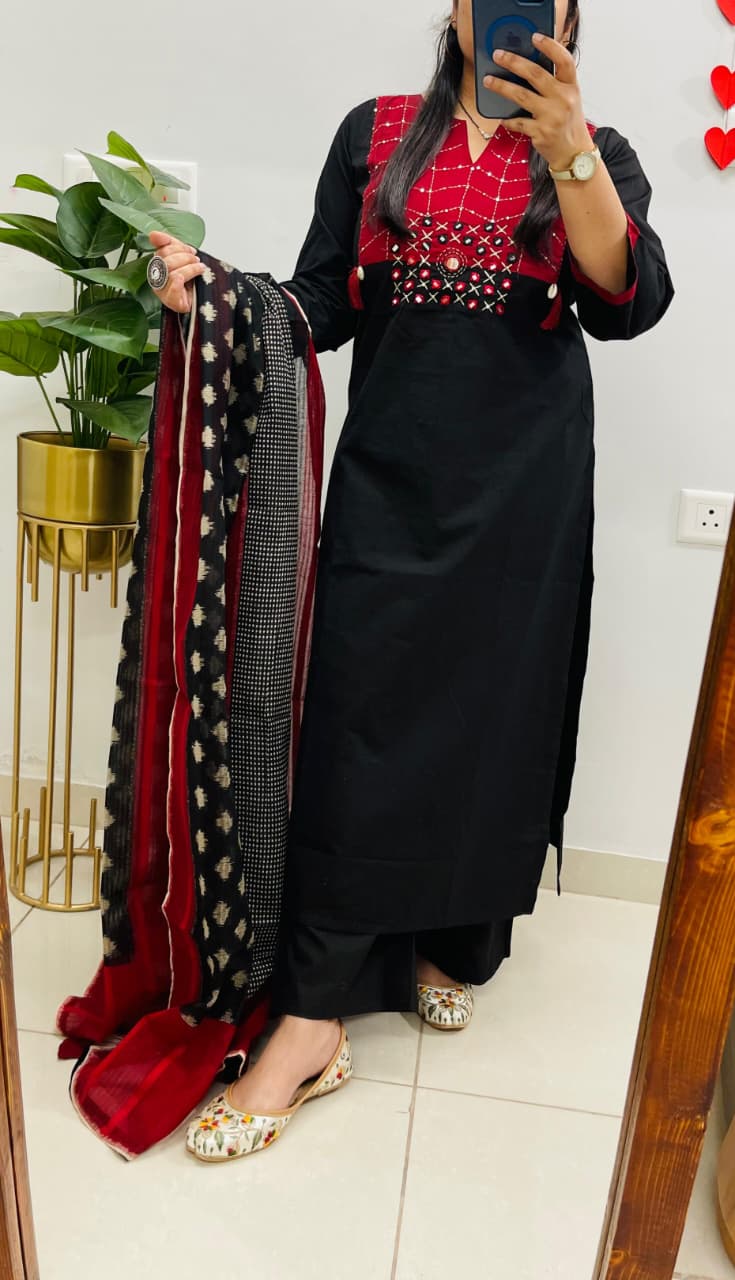 Premium Designer Kurti Set in Dhabu Cotton view 6