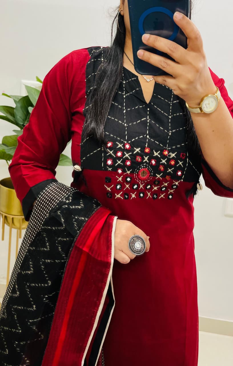 Premium Designer Kurti Set in Dhabu Cotton view 9