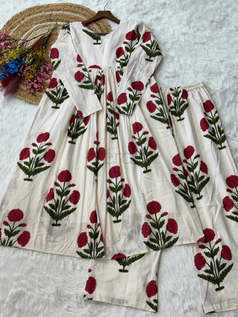 Premium Printe Cotton Kurti Set view 2
