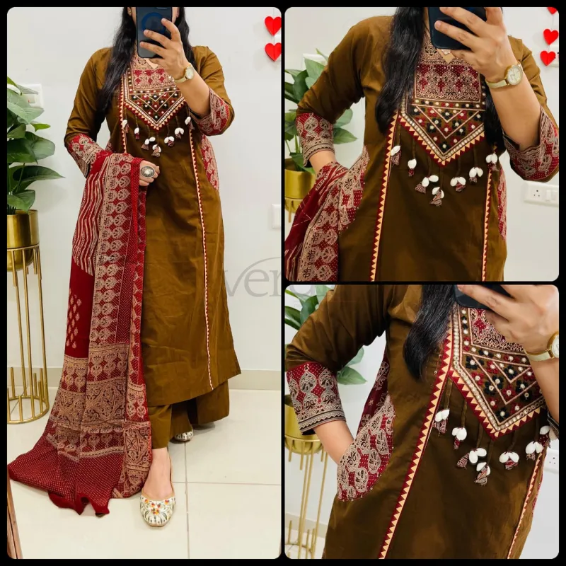 Royal Designer Ethnic Suit in Dhabu Cotton view 6
