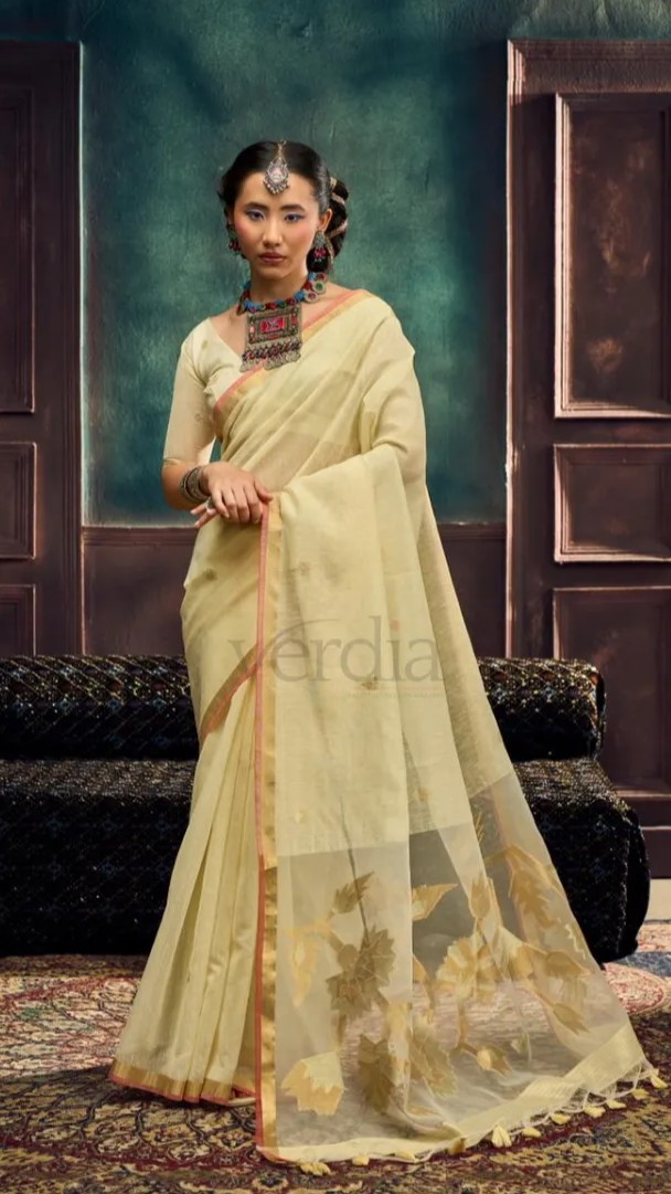 Pure Munga Silk Handloom Weaving Saree with Gold Zari Border view 7