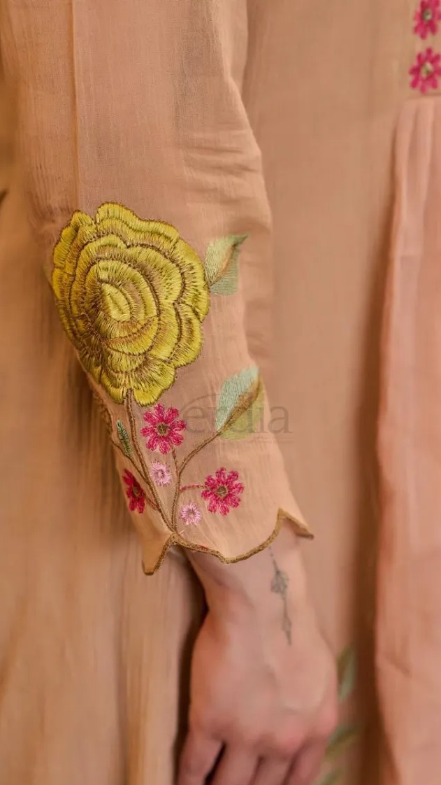 Premium cotton crush 3 piece suit with applique work view 3