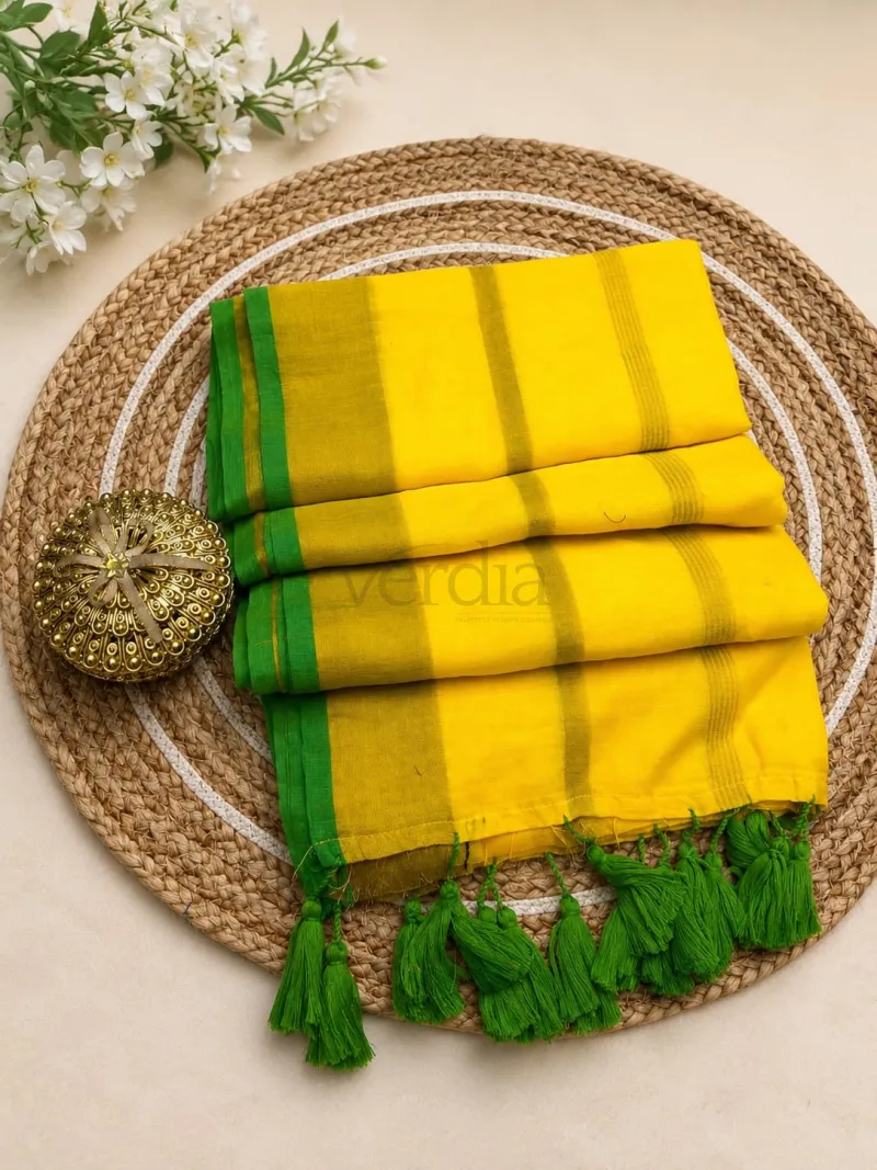 Authentic Kerala special weaves Mulcotton Saree (without blouse piece) view 3