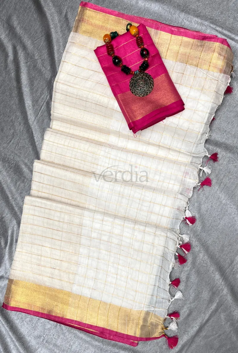 Kerala Onam sarees featuring a semi linen fabric view 5