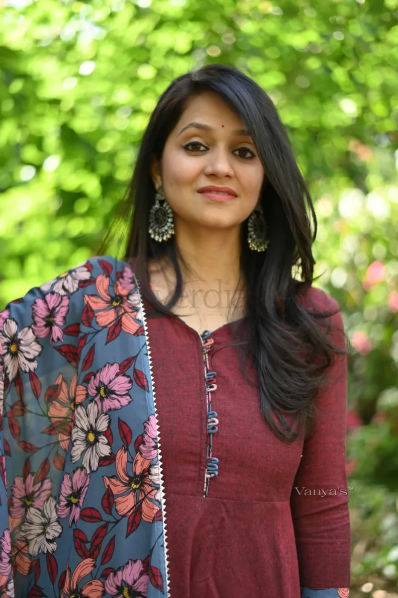 Handloom Cotton Anarakali Kurta Set view 6